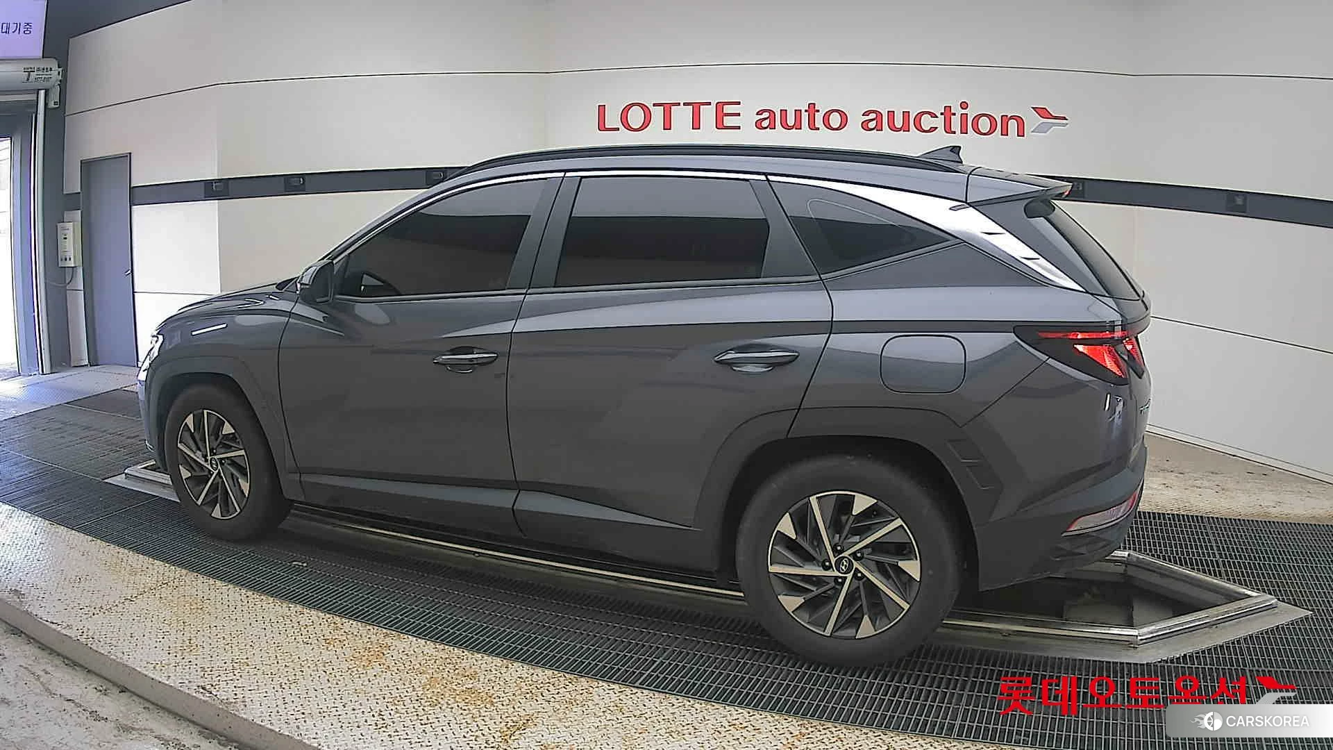 Hyundai Tucson 2022 Titanium Grey Metallic из Кореи, фото 2