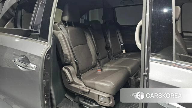 Honda Odyssey 2019 Серый из Кореи, фото 2