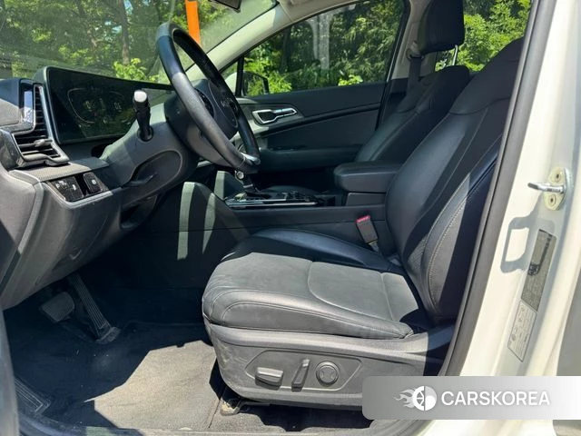 Kia Sportage 5th Generation 2021 Белый из Кореи, фото 2