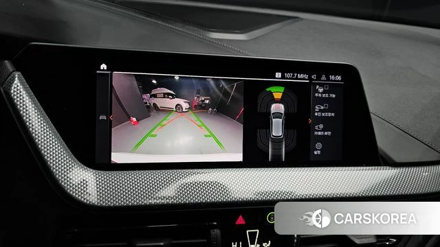 BMW 1 Series (F40) 2021 Белый из Кореи, фото 2