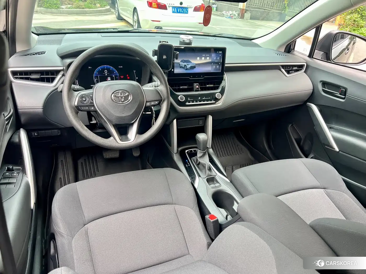 Toyota Frontlander 2024 Черный из Китая, фото 2