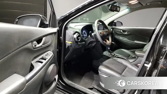 Hyundai Kona 2018 Черный из Кореи, фото 2