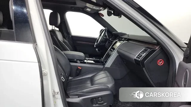 Land Rover Discovery 5 2018 Белый из Кореи, фото 2