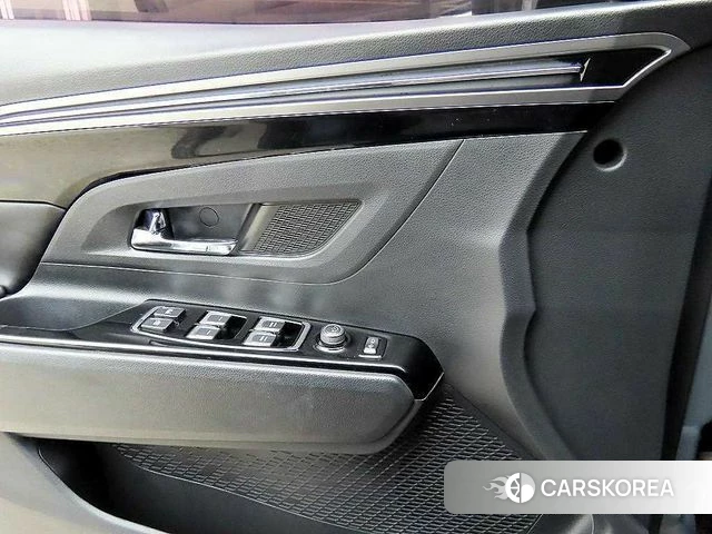 Ssangyong Beautiful Korando 2019 Серый из Кореи, фото 2