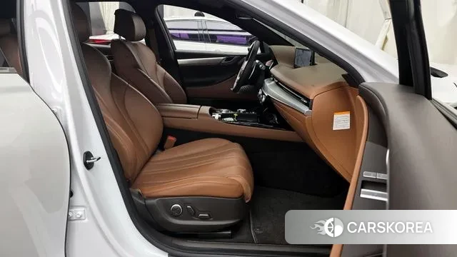 Genesis Electrified G80 (RG3) 2023 Белый из Кореи, фото 2