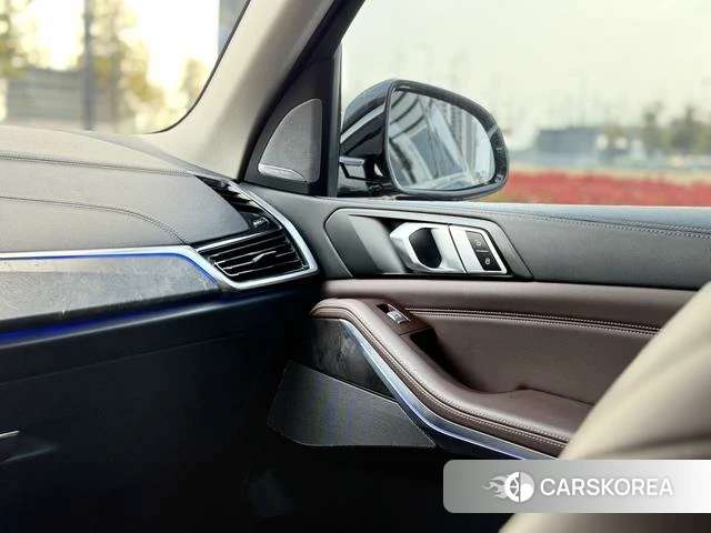 BMW X5 2023 Черный из Китая, фото 2