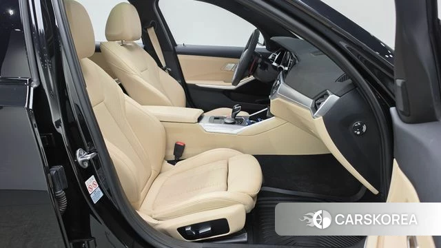 BMW 3 Series (G20) 2022 Черный из Кореи, фото 2