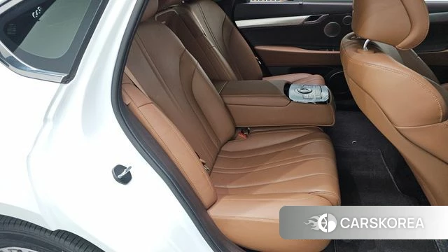 Genesis Electrified G80 (RG3) 2022 Белый из Кореи, фото 2