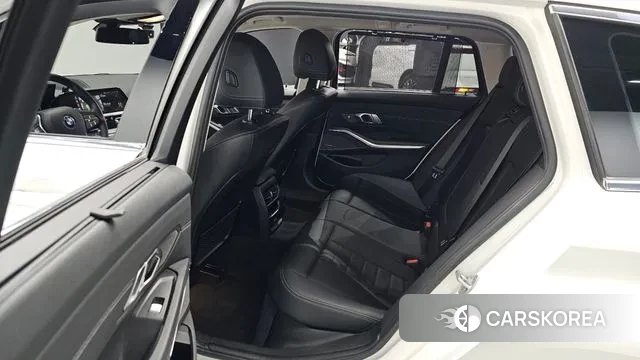 BMW 3 Series (G20) 2021 Белый из Кореи, фото 2