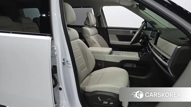 Hyundai Santa Fe (MX5) 2024 Белый из Кореи, фото 2