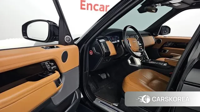 Land Rover Range Rover 4th Generation 2022 Черный из Кореи, фото 2