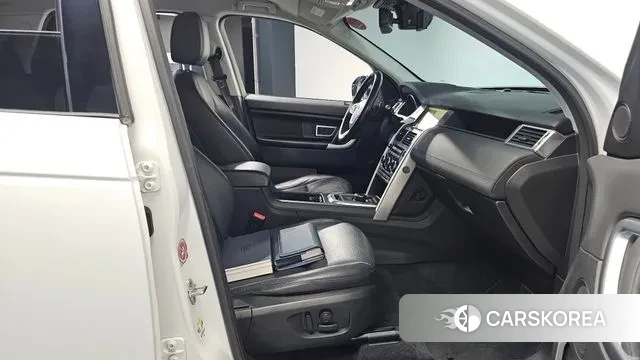 Land Rover Discovery Sports 2018 Белый из Кореи, фото 2