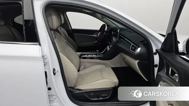 Genesis G70 2018 Белый из Кореи, фото 2