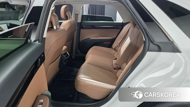 Hyundai Grandeur Hybrid (GN7) 2024 Белый из Кореи, фото 2