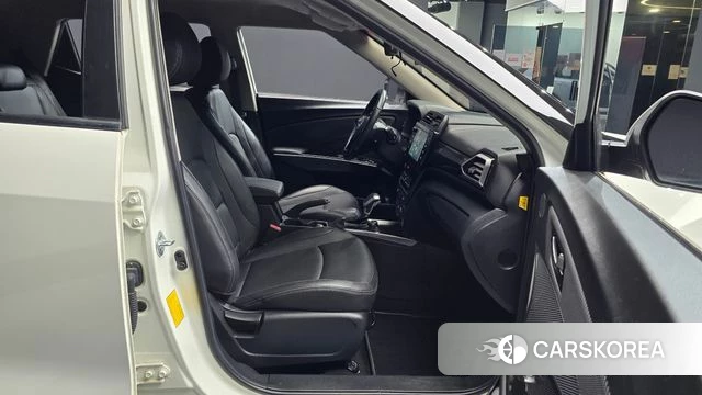 Ssangyong The New Tivoli 2023 Белый из Кореи, фото 2