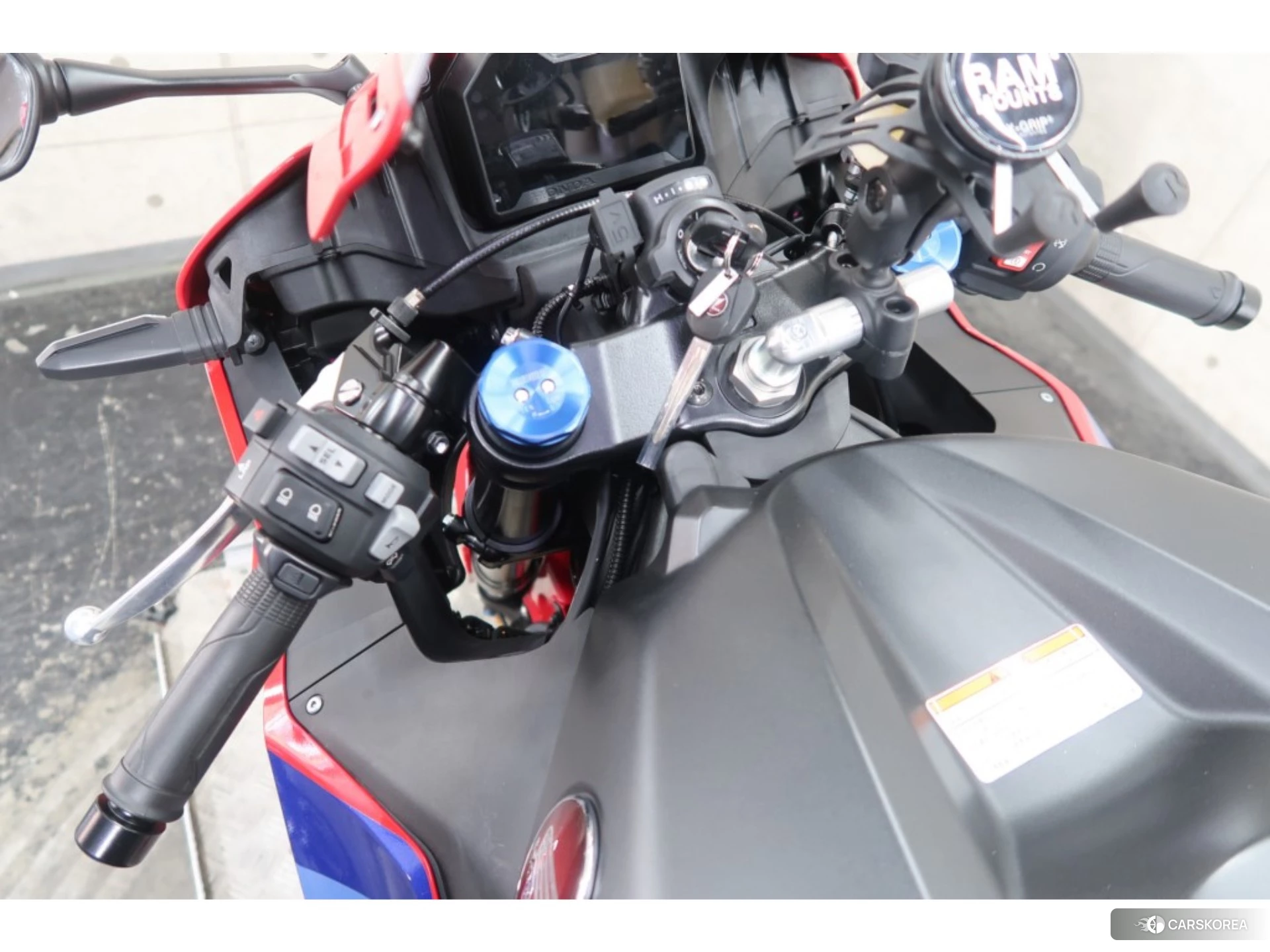 Проданный Honda CBR600RR ABS id 4184257 из Японии, фото 3