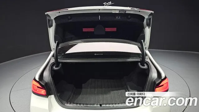 BMW 5 Series (G30) id 2639170 из Кореи 2