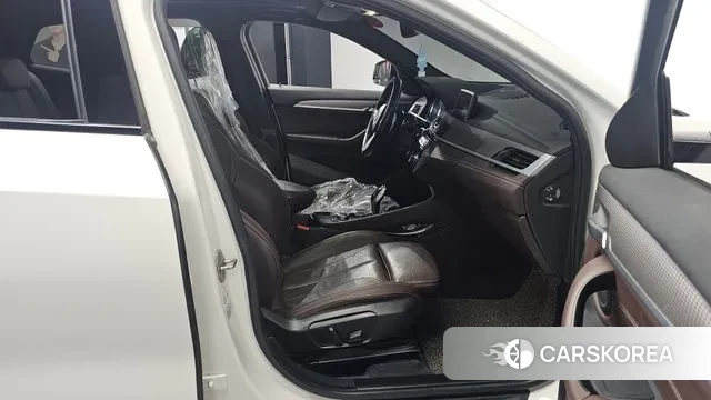 BMW X2 (F39) 2021 Белый из Кореи, фото 2