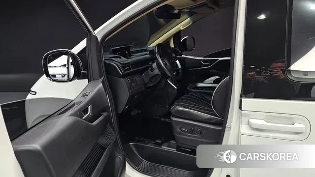 Hyundai Staria 2024 Белый из Кореи, фото 2