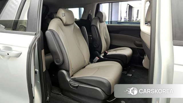 Kia The New Carnival 4th Generation 2025 Цвет галактики из Кореи, фото 2