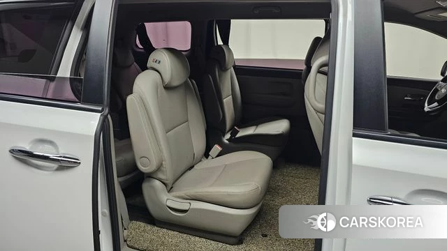 Kia The New Carnival 2018 Белый из Кореи, фото 2