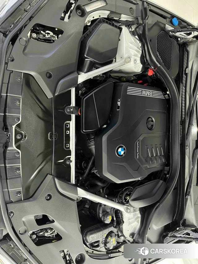 BMW 5 series 2021 Белый из Китая, фото 2