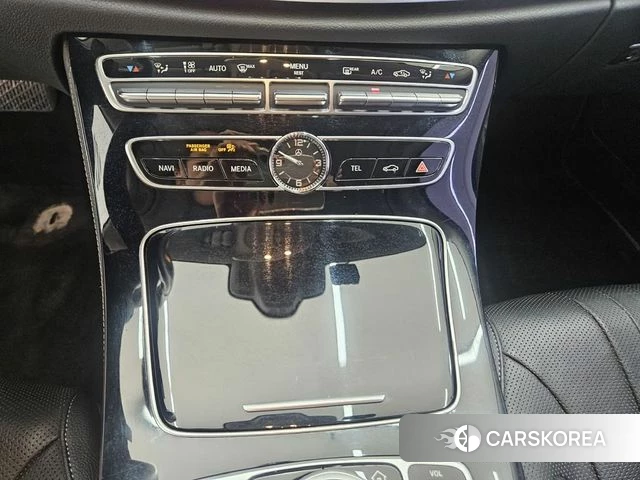 Mercedes-Benz CLS-Class C257 2018 Белый из Кореи, фото 2