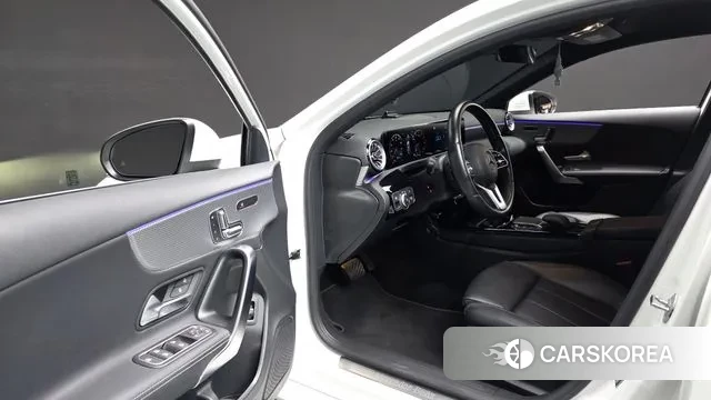 Mercedes-Benz A-Class W177 2022 Белый из Кореи, фото 2