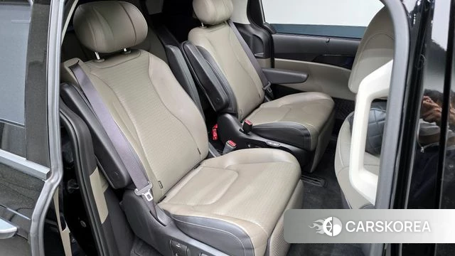 Kia The New Carnival 4th Generation 2024 Черный из Кореи, фото 2