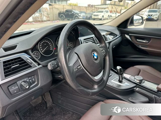 BMW 3 series 2019 Белый из Китая, фото 2