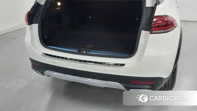 Mercedes-Benz GLE-Class W167 2022 Белый из Кореи, фото 2