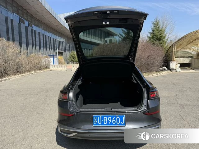 Volkswagen Lingdu 2023 Темно-серый из Китая, фото 2
