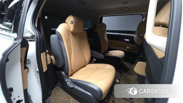 Kia Carnival 4th generation 2023 Белый из Кореи, фото 2