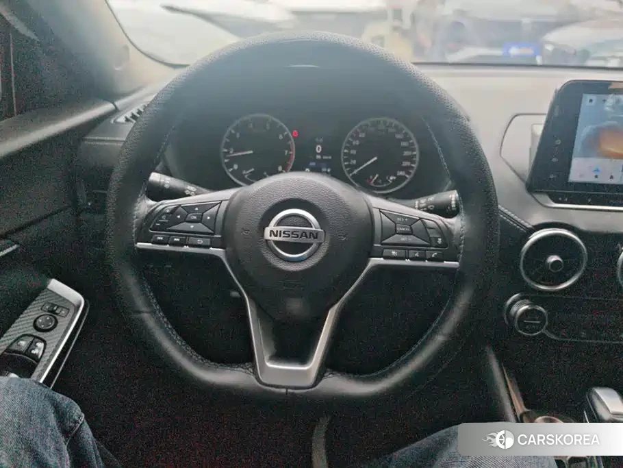 Nissan Sylphy 2022 Белый из Китая, фото 2