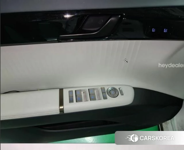 Hyundai Grandeur Hybrid (GN7) 2023 Белый из Кореи, фото 2