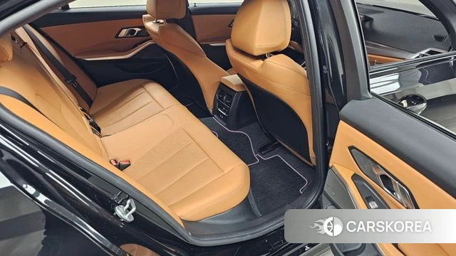 BMW 3 Series (G20) 2025 Черный из Кореи, фото 2