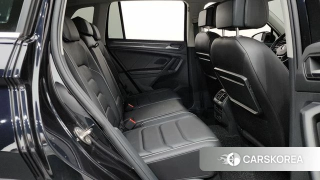 Volkswagen Tiguan second Generation 2020 Синий из Кореи, фото 2