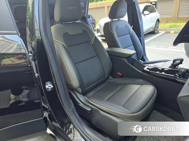 Chevrolet (GM Daewoo) Trax Crossover 2023 Черный из Кореи, фото 2