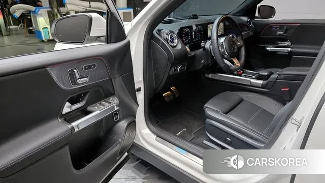 Mercedes-Benz EQB X243 2023 Белый из Кореи, фото 2