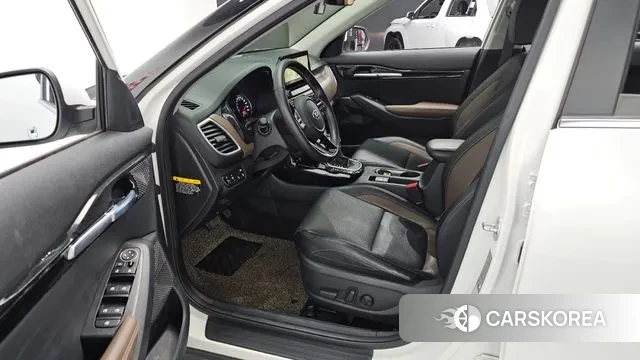 Kia Seltos 2020 Белый из Кореи, фото 2