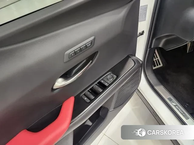 Lexus UX300h 2025 Белый из Кореи, фото 2