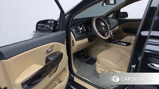 Kia The New Carnival 2019 Черный из Кореи, фото 2