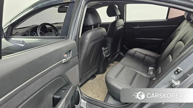 Hyundai Avante AD 2018 Серый из Кореи, фото 2