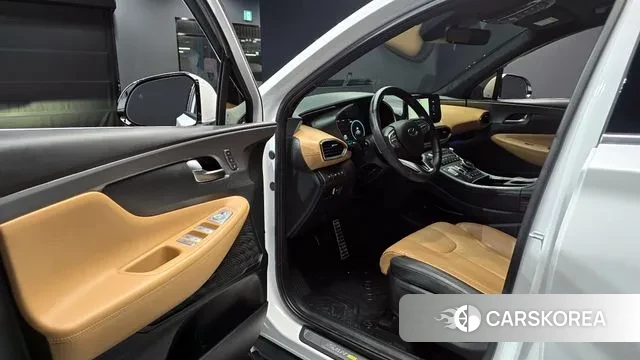 Hyundai The New Santa Fe 2023 Белый из Кореи, фото 2