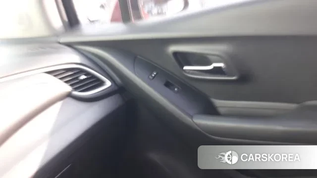 Chevrolet (GM Daewoo) The New Trax 2019 Красный из Кореи, фото 2