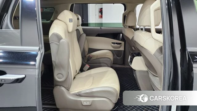 Kia Carnival 4th generation 2022 Черный из Кореи, фото 2