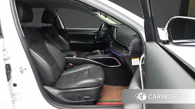 Hyundai The New Grandeur IG Hybrid 2021 Белый из Кореи, фото 2