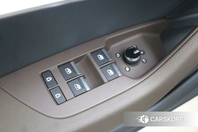 Audi A7L 2023 Черный из Китая, фото 2