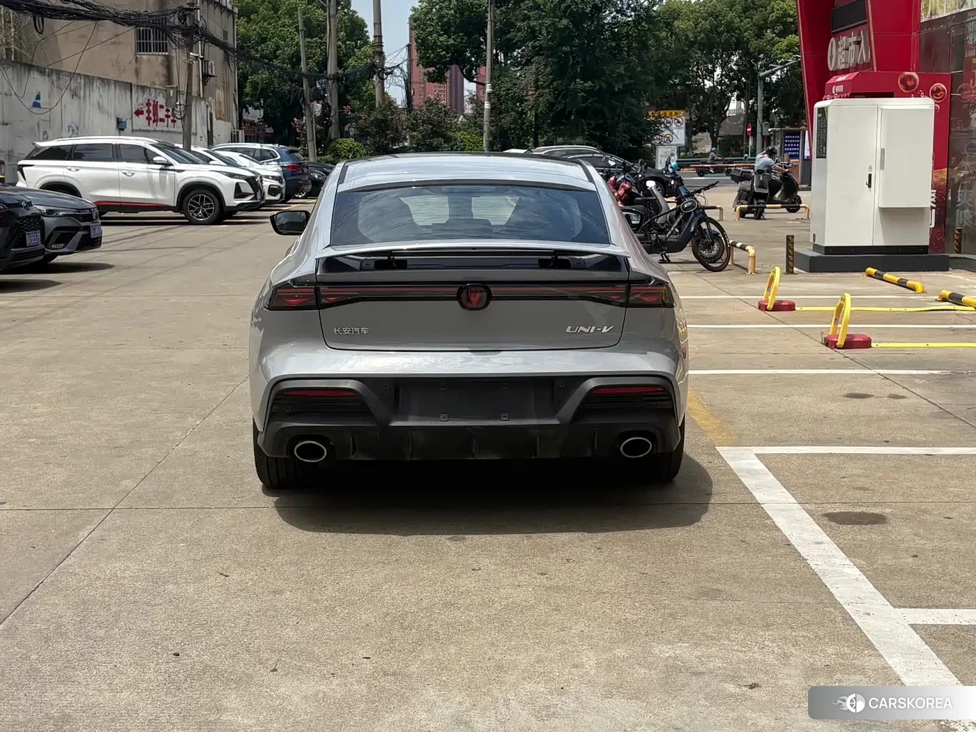 Chang'an UNI-V 2025 Silver/gray из Китая, фото 2