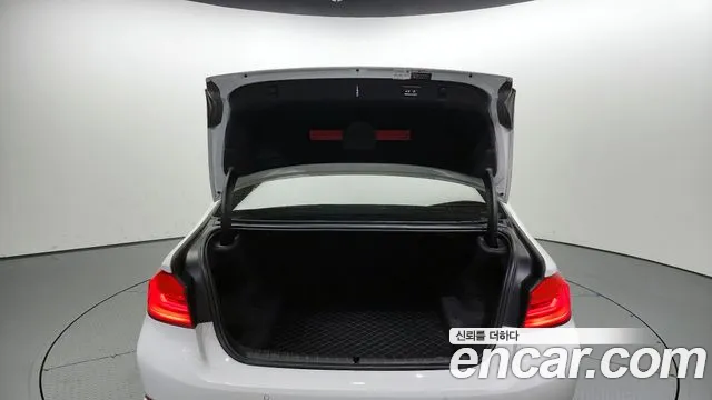 BMW 5 Series (G30) id 2699893 из Кореи 2